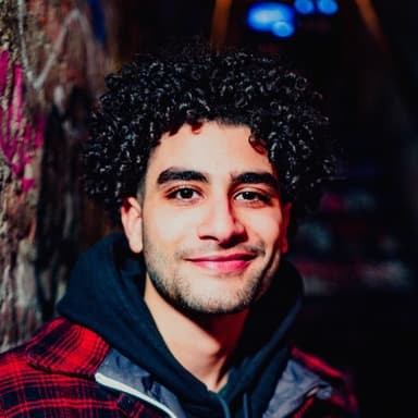 Adam Hmada