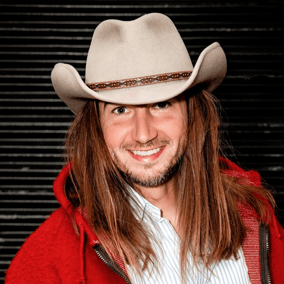 Darren Knight